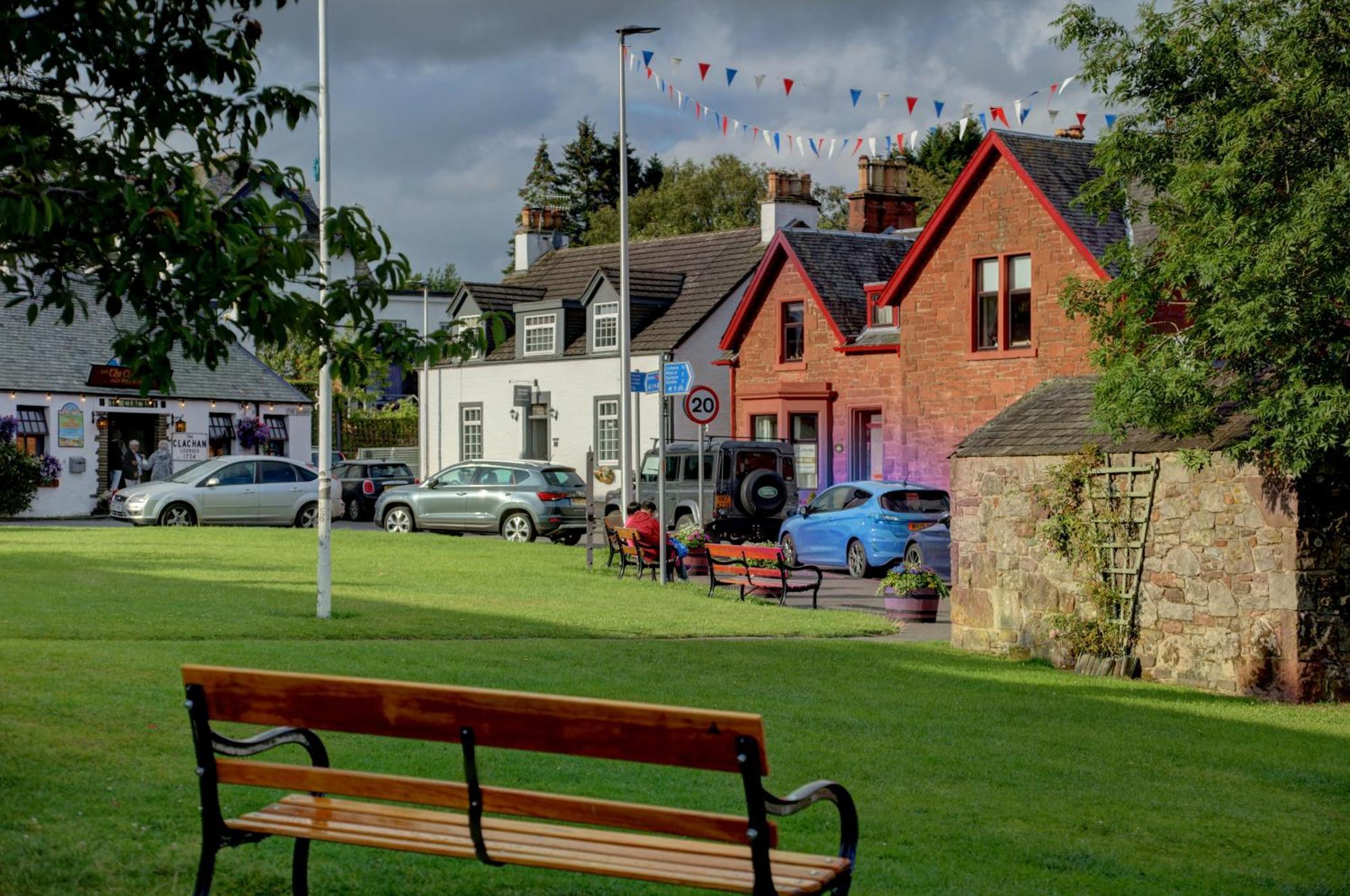 The Winnock Hotel Drymen Bagian luar foto